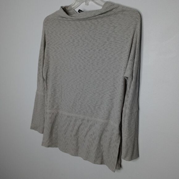 Bobeau gray mock neck thermal top - Picture 2 of 6